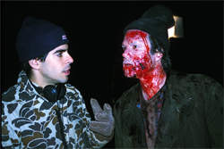 Director Eli Roth and Arie Verveen on the set of Cabin Fever